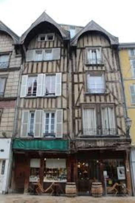 Cocoon Standing - Coeur Historique De Troyes Exterior foto